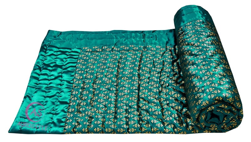 AUROSTYLE Rajasthani Cotton Filled Light Weight Silk Soft Jaipuri AC Quilt Dohar Over All Floral Print Design Blankets for Home 85x100 InchRama Green Butti Print Double Bed - Image 5