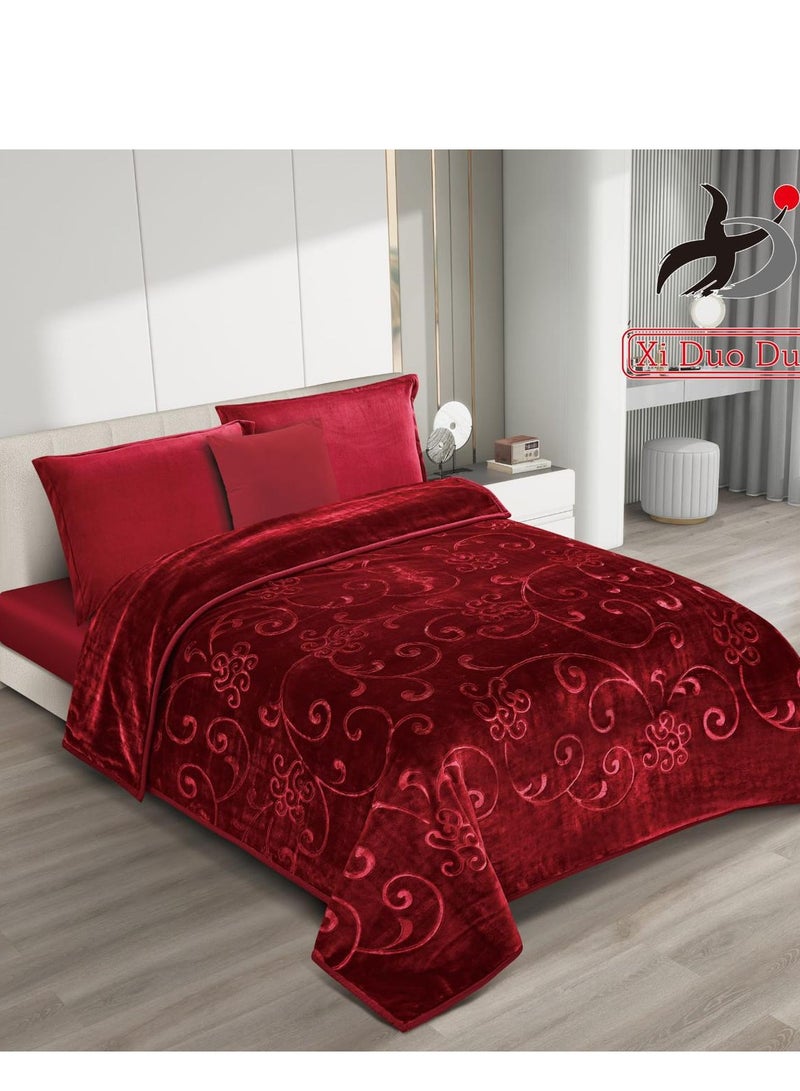 Xi Duo Duo Two - layer blanket, weight4 kg, two layers, one face engraved, one plain face with a super soft texture, king size 160*220cm