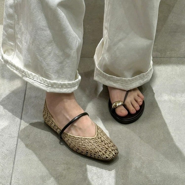 صنادل ماري جين مسطحة للنساء مع إصبع مربع - Image 3
