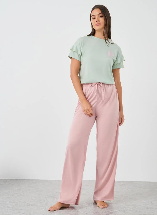 ستايلي Styli Graphic Print Round Neck T-Shirt and Pyjama Set