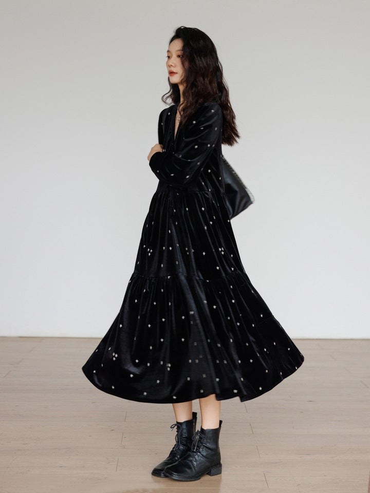 Hepburn style dress, elegant feminine daily styling - Image 1