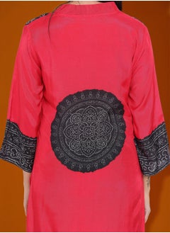 ISHIN Regular Fit Embellished Pattern Round Neck Neck Three-Quarter Sleeve Red Colour Knitted Cotton Kurta Set for Women with Mid-Rise Closure - Elevate Your Fashion Game  - Image 3