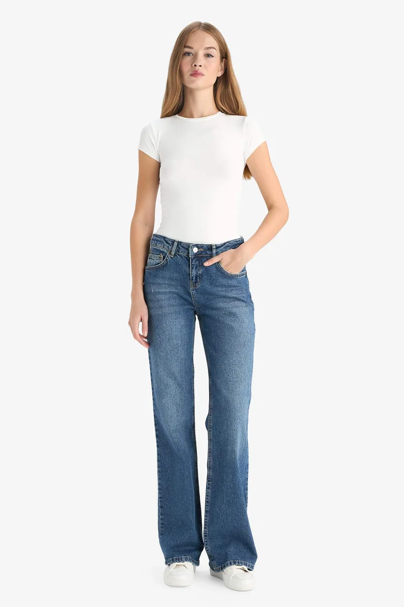 ديفاكتو Low Waist Long Washed Jeans