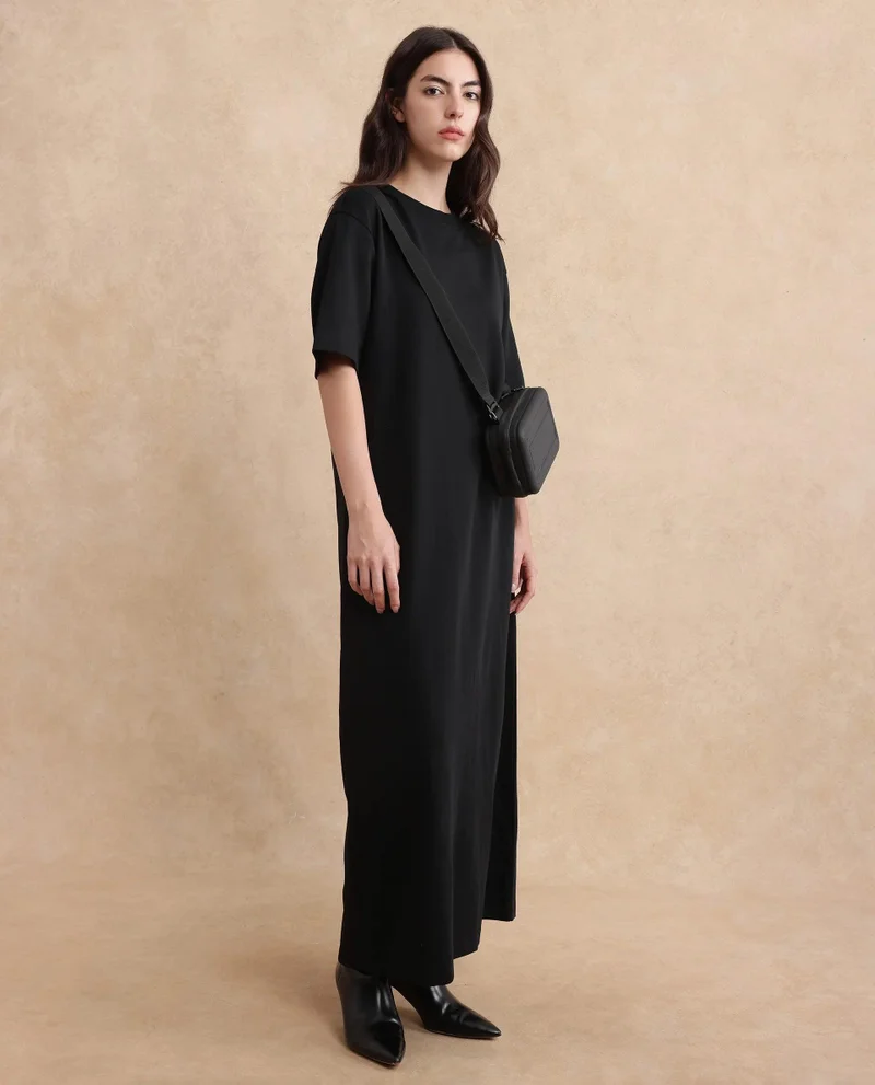 Rareism Women's Round Neck Solid Knit Dress