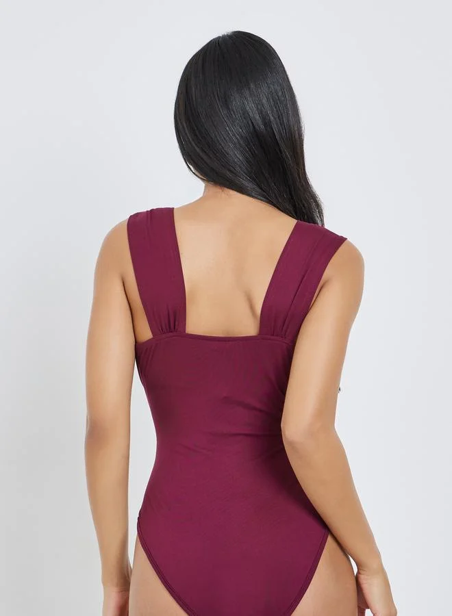 ستايلي بودي سوت نسائي بياقة مربعة بلون خمري