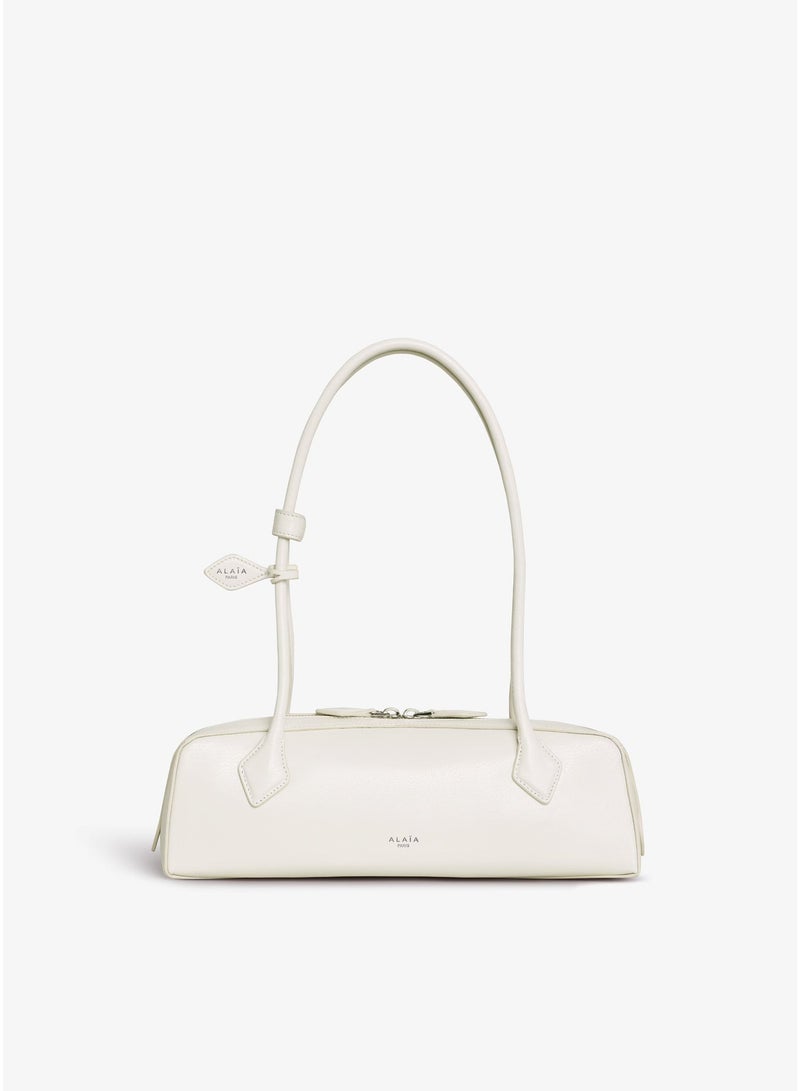 عاليا باريس حقيبة كتف جلدية متوسطة الحجم من ALAÏA Le Teckel - Image 1