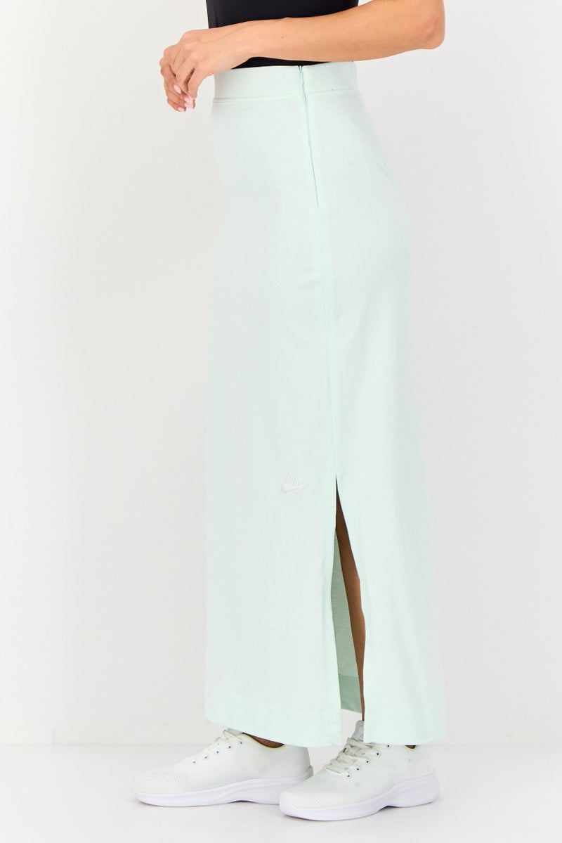Nike Women Standard Fit Outdoor Maxi Skirt, Mint Green - Image 4