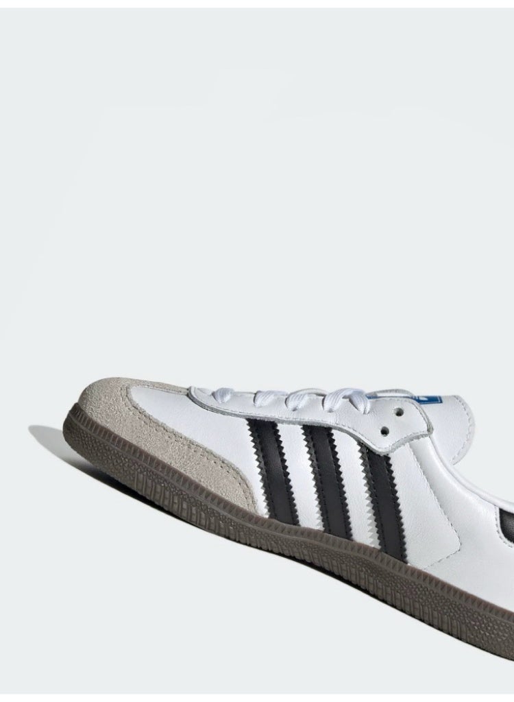 Adidas Men's and Women's Sports Shoes - Image 2