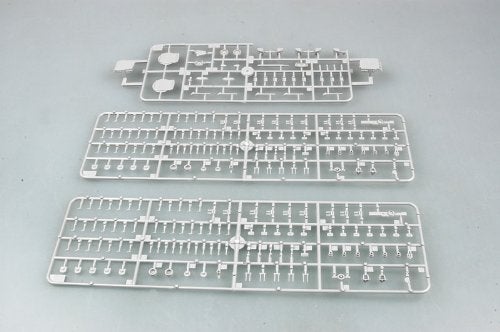 Trumpeter 1/700 USS Alabama BB60 Battleship Model Kit - Image 4