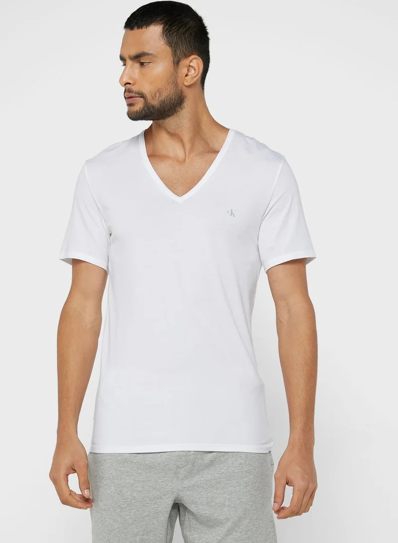 CALVIN KLEIN Essential V Neck T-Shirt