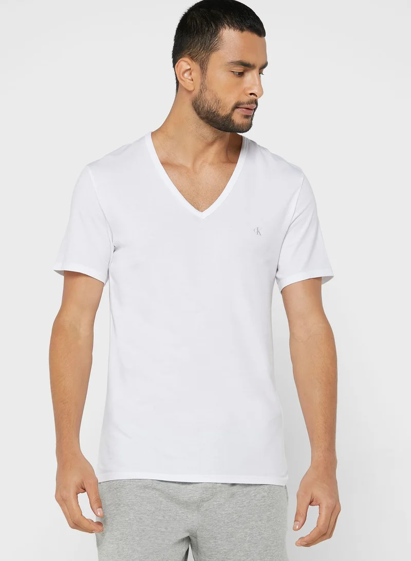 CALVIN KLEIN Essential V Neck T-Shirt
