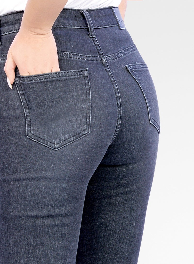 Web Denim Web Denim Highwaist Skinny Stretchable Straight Denim Pant Fashionable Comfort Fit Casual Jeans With Pockets For Women  - Image 4