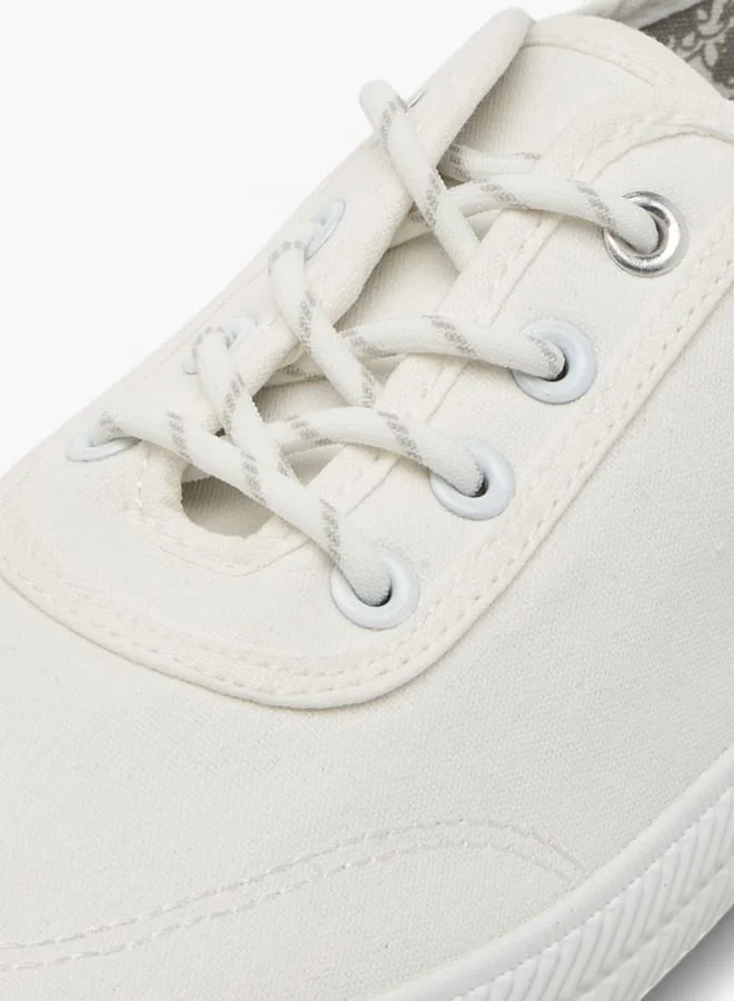 kangaROOS Women's Logo Detail Sports Shoes with Lace-Up Closure