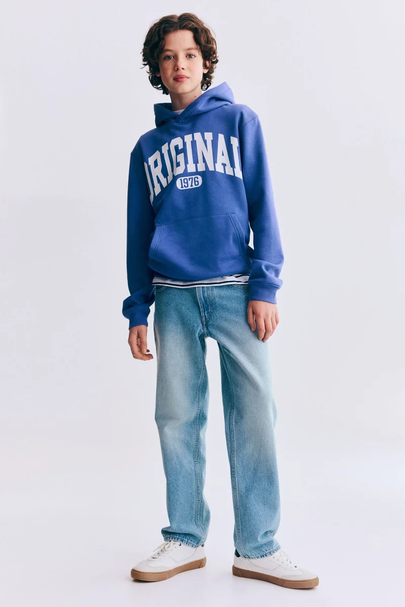 اتش اند ام جينز بقصة مريحة وساق مستقيمة