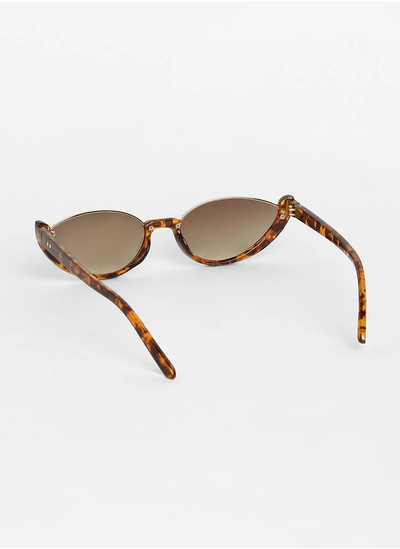 صوص هاوت The Block Full Rim Cateye Sunglasses