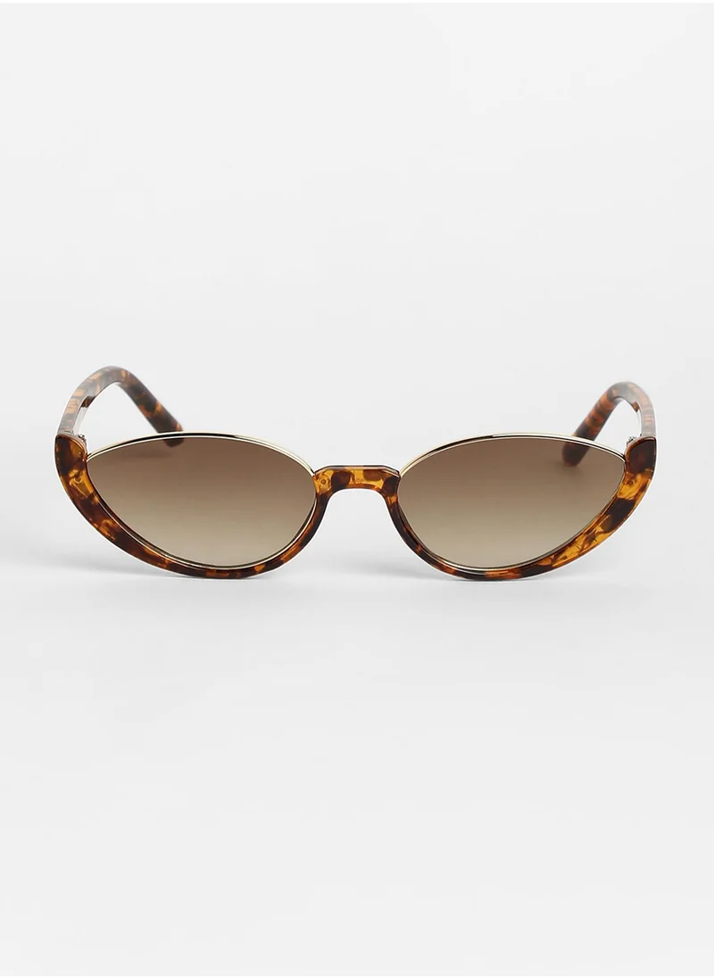 صوص هاوت The Block Full Rim Cateye Sunglasses