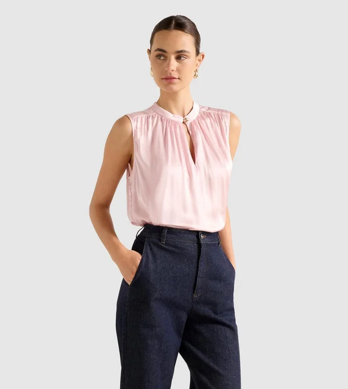 KOURTNEY Solid Sleeveless Top