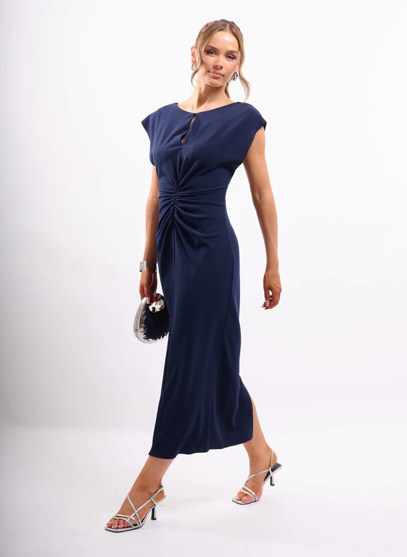 Faia RUCHED FRONT KEYHOLE MIDI IN NAVY