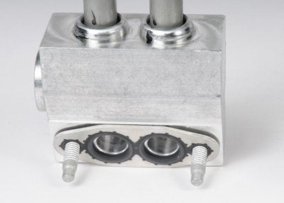 GM Genuine Parts 15809049 Engine Oil Cooler Hose Kit, Silver - Image 4