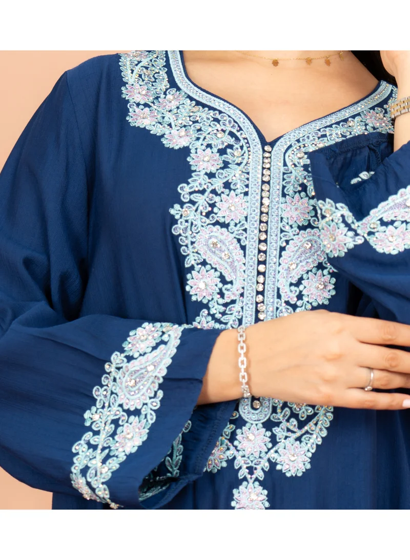 IKKXA Classic Solid Floral Embroidery Crystal Jalabiya