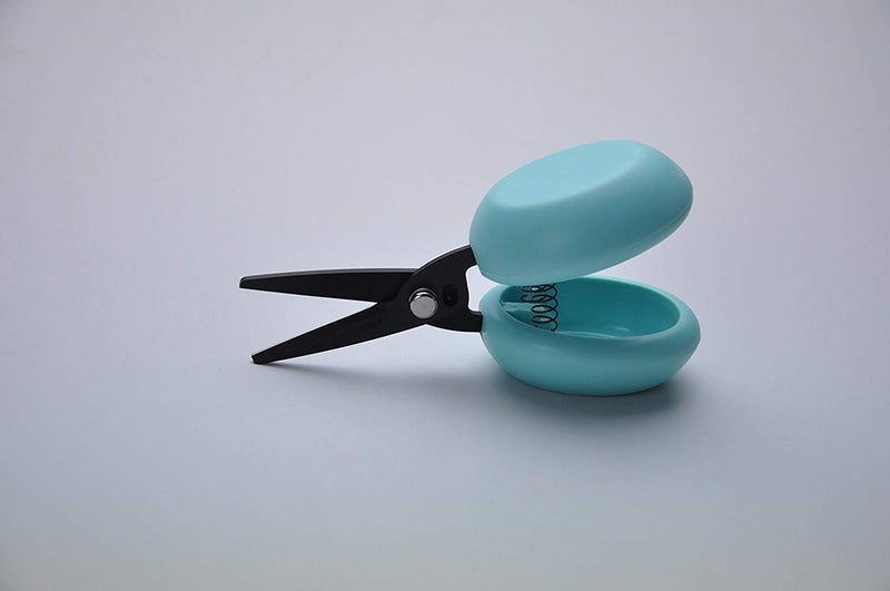 HARAC Adapted Safety Scissors - Tabletop Scissors for Toddlers, Kids, Seniors, Special Needs, and Injury Recovery - Spring Loaded Ambidextrous Handle, Non-Stick Blade, Made in Japan, Green - Image 2