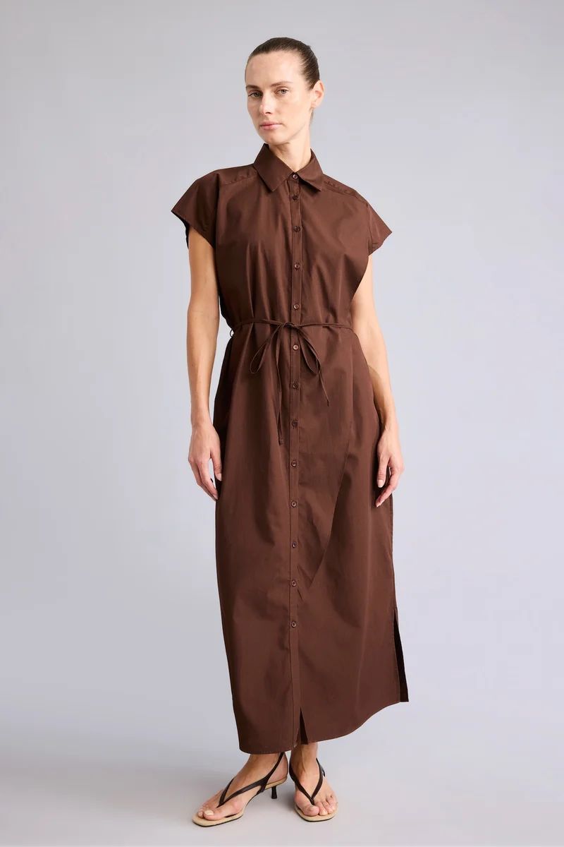 ديفاكتو Shirt Collar Poplin Batwing Sleeve Belted Maxi Dress