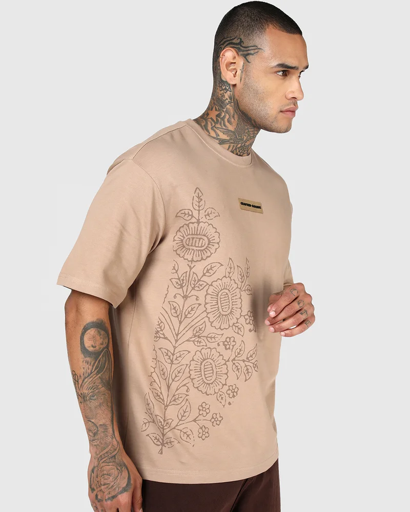بيواكوف Men's Warm Taupe Brown Fragrant Soul Graphic Printed Oversized T-shirt