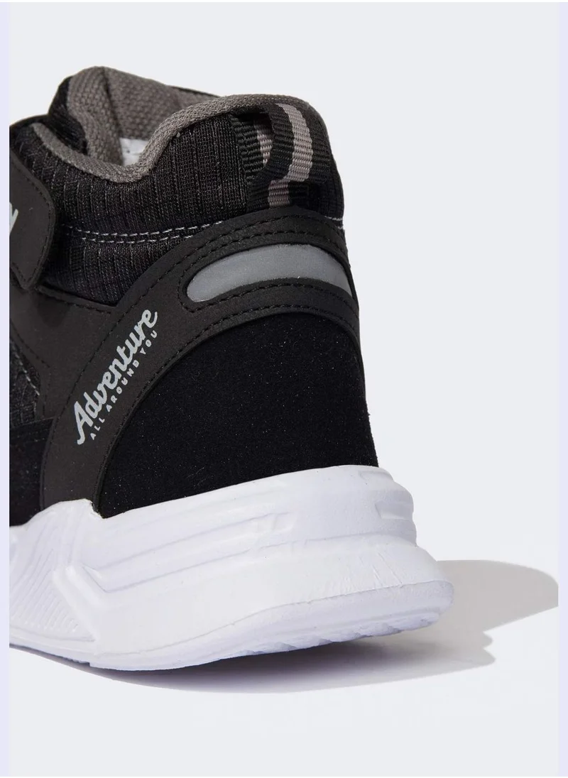 ديفاكتو Boy Discovery Licenced Boots