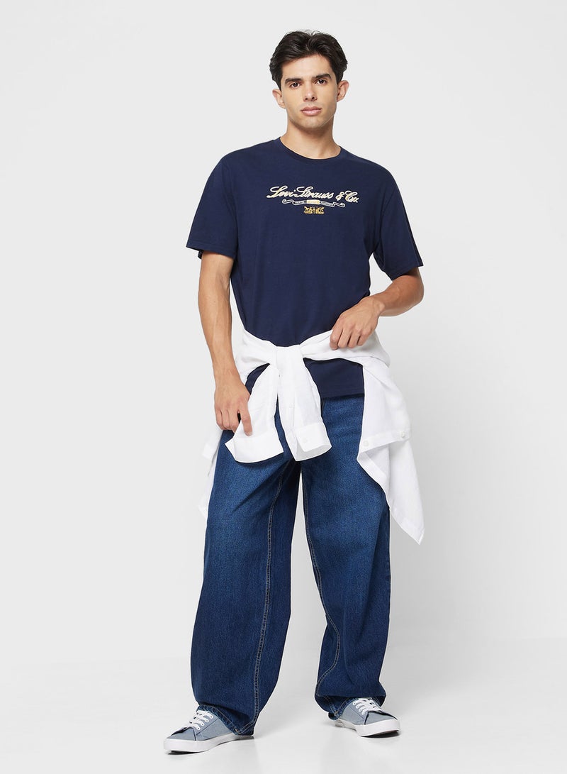 ليفايز تيشيرت رجالي بأكمام قصيرة ورسمة مريحة من ليفايز - Image 4