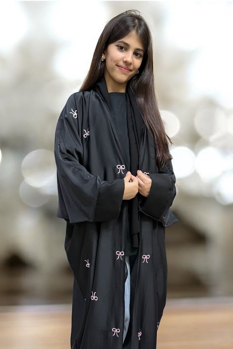 بهنس عبايات للمدرسة وعبايات سن محير | عباية سن محير وعباية السن المحير | عبايات ملونة للعمر المحير وعبيات للعمر المحير | عباية للعمر المحير وعبايات صغار | عبايات صغيرة للبنات تناسب كل ستايل | عباية للقصيرات وعباية للقصيرة | عباية للمدرسة وعبايات للمتوسط | عباية للثنوية وعباية للجامعة | عبايات كشخة فخمة انيقة ناعمة | عباية الهبة ترند بشت خليجية اسود | عبايات للبنات المراهقات وللمراهقات تناسب المدرسة المتوسط - Image 1