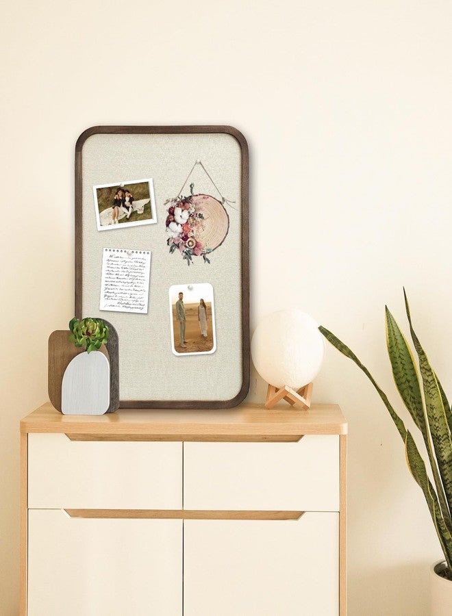 TORASO لوحة إعلانات من الكتان، لوحة دبابيس للجدران، لوحة إعلانات قماشية، لوحة دبابيس كبيرة للديكور المنزلي والمطبخ والمكتب، لوحة فلين بإطار خشبي بني من الكتان مقاس 20 × 30 بوصة (BN-5075) - Image 4