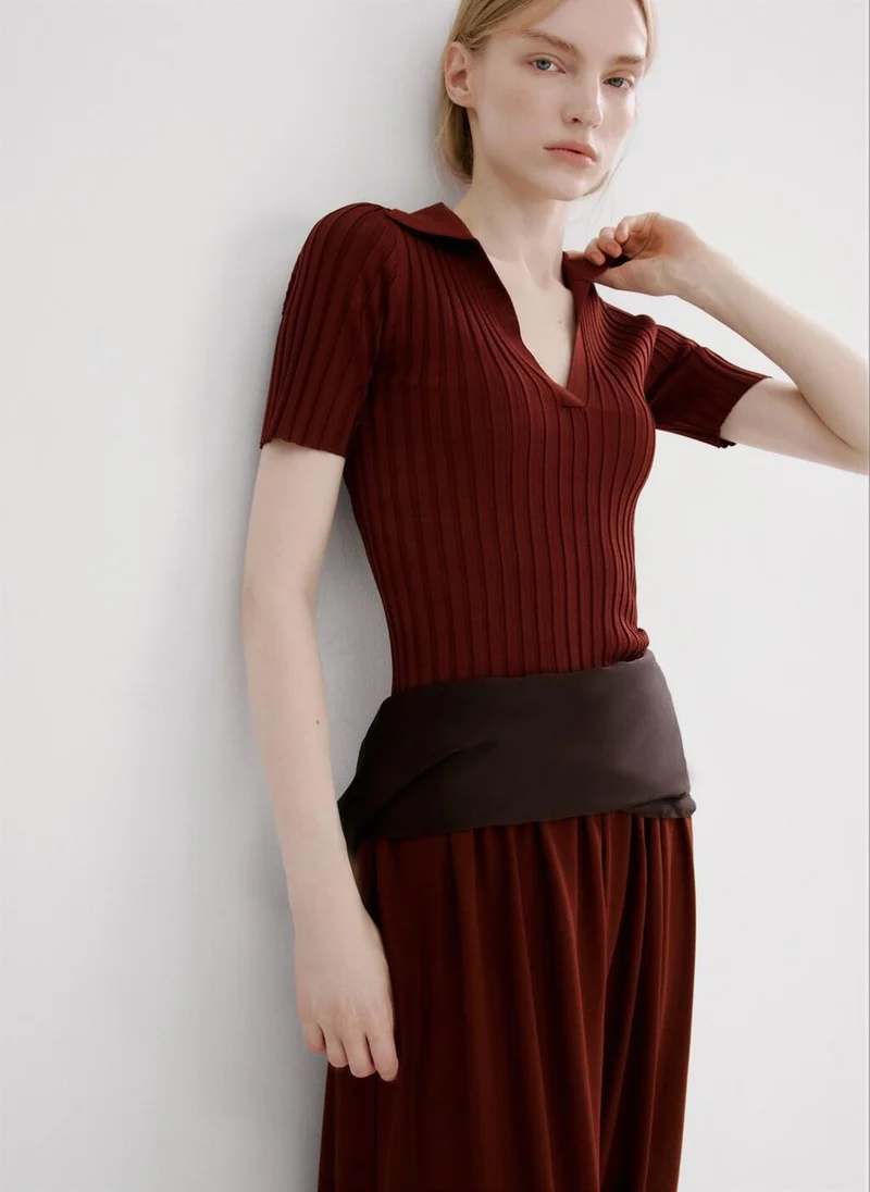 مانجو V-neck knit sweater