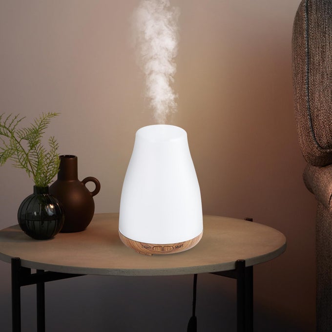 AROMA DIFFUSER 100ML COLORFUL ULTRASONIC HUMIDIFIER AROMA DIFFUSER/AROMATHERAPY ESSENTIAL OIL DIFFUSER COOL MIST HUMIDIFIER FOR HOME, YOGA, OFFICE, SPA, BEDROOM, BABY ROOM