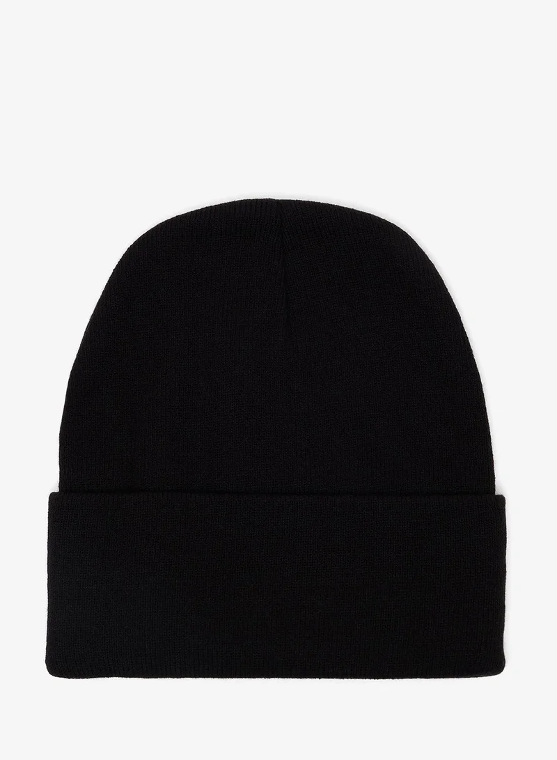 Seventy Five Set Of Classic Knit Beanie, Scarf & Gloves