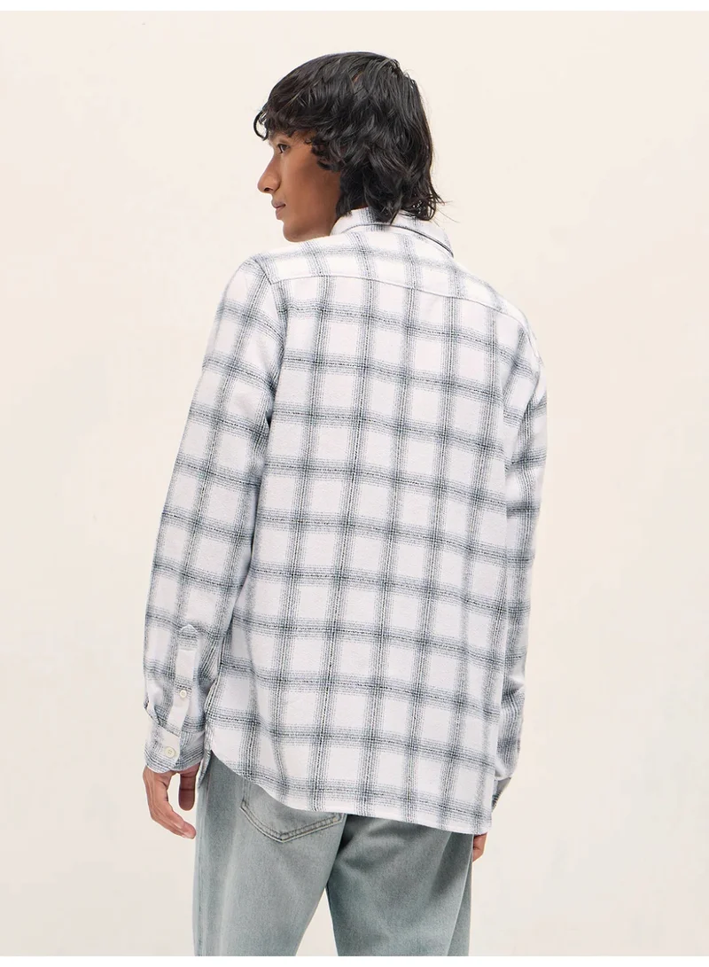 Men’s Long Sleeve Shirt – Classic, Comfortable and Stylish Essential for Work, Travel or Casual Outings