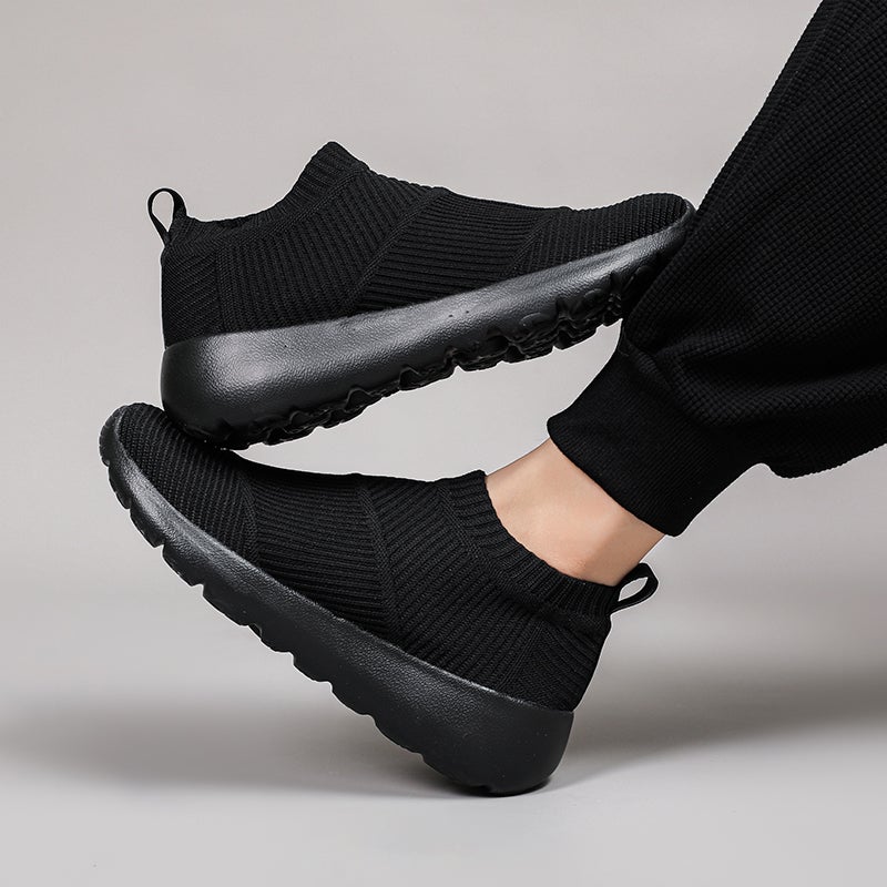 Autumn and Winter New High-top Socks Shoes Men''s Internet-famous Couple''s fleece-lined Sports Casual Cotton Shoes Leg Lightweight Women''s Shoes - Image 1