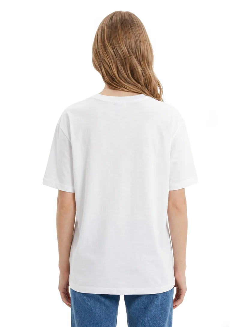 ديزني Disney Snow White Women’s Oversized Drop Shoulder T-Shirt