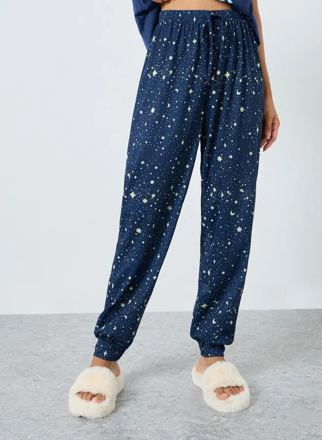 Styli Styli Bonjour Graphic T-Shirt and Cuffed Pyjama Set