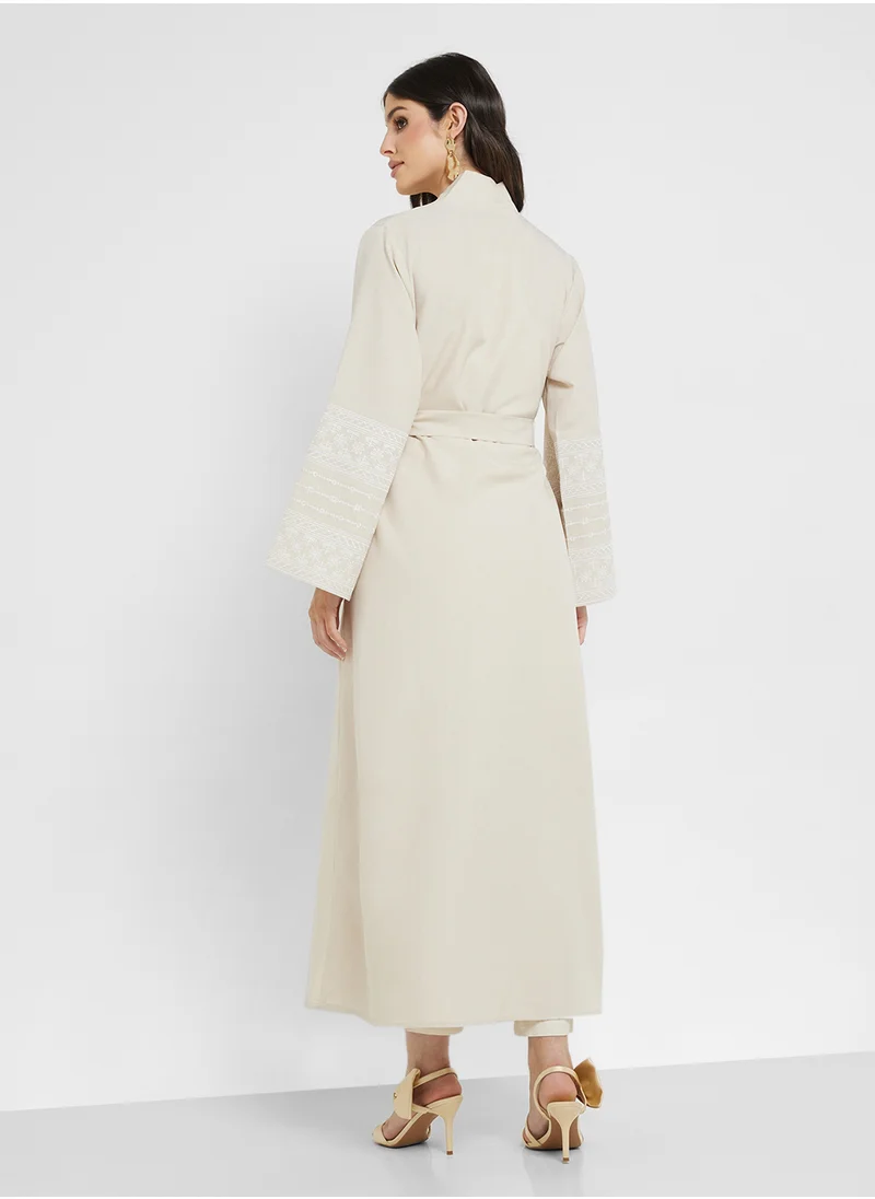 Khizana Abaya With Patterned Sleeve