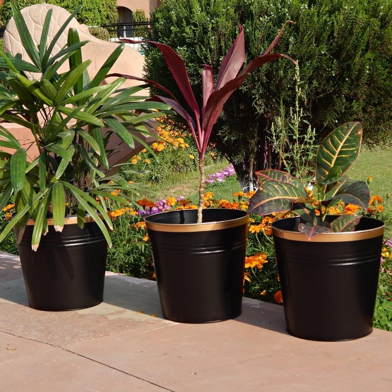 ecofynd إيكوفايند® (®) زهرية معدنية دائرية بقطر 10 بوصات | وعاء زراعي للاستخدام داخليًا أو خارجيًا على الشرفات أو التراسات | غطاء لحاويات النباتات في الحدائق المنزلية أو المكاتب | زينة لغرفة المعيشة، لون أسود، مجموعة من 3 قطع - Image 1