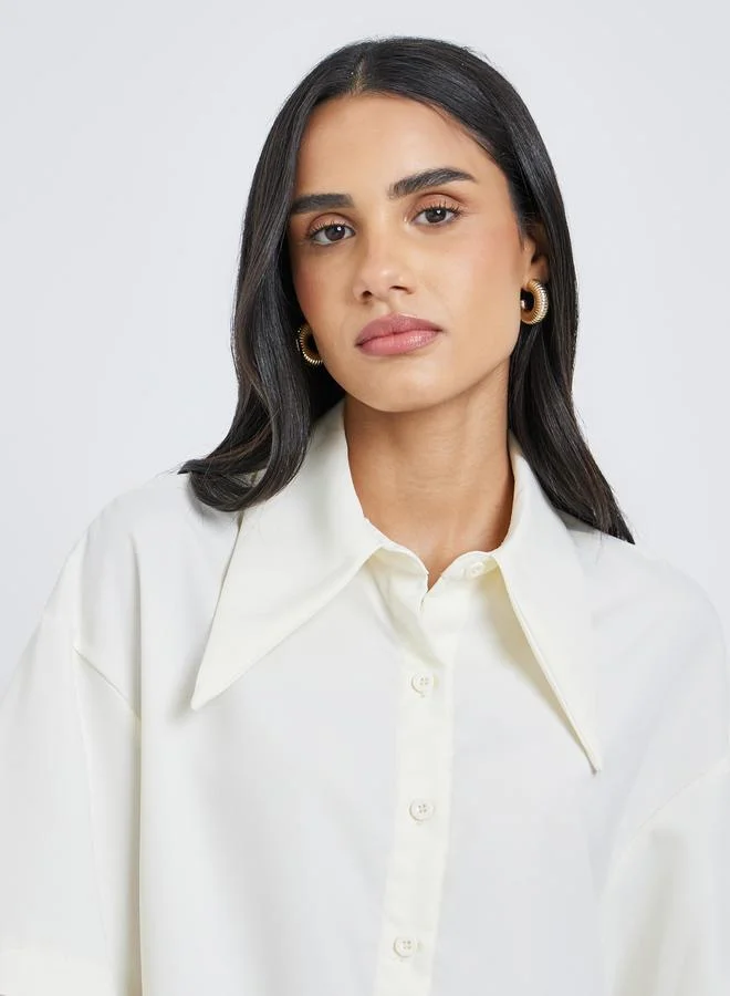 Styli Styli Solid Buttoned Spread Collar Shirt