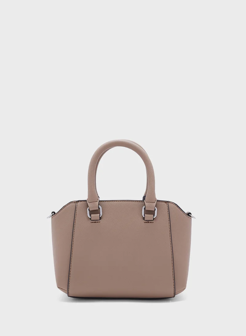 جس Kamri Mini Satchel