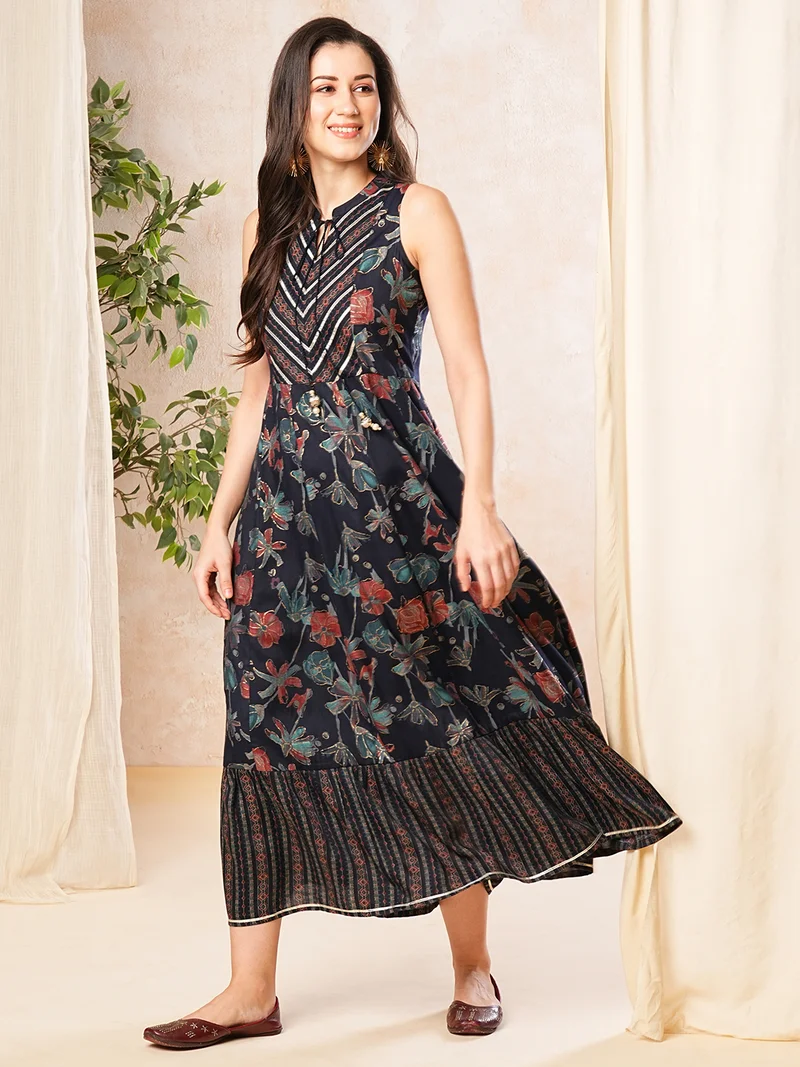 globus Women Floral Print Tie-Up Neck A-Line Maxi Dress