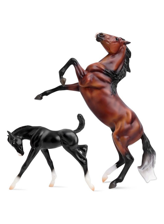 Breyer Breyer Horses Freedom Series Wild and Free | Horse and Foal Set | Horse Toy | 9.75" x 7" | 1:12 Scale | Model #62227 - Image 2