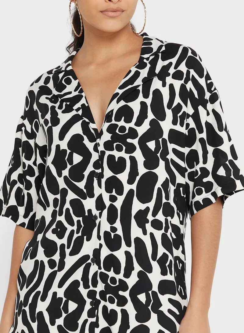 NASTY GAL Printed Button Detail Dress