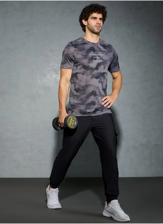 تكنوسبورت Technosport Solid Regular Fit Cargo Joggers with Drawstring
