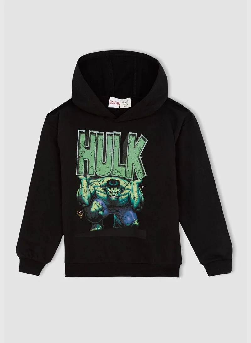 DeFacto Marvel Licenced Regular Fit Long Sleeve Sweatshirt