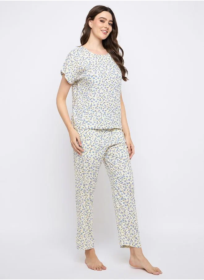 Clovia Printed Round Neck Top and Pyjama Set by Styli