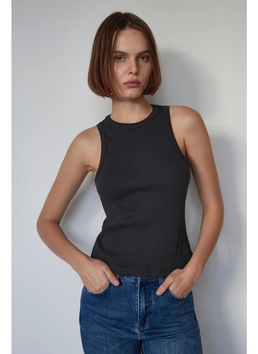 سود كوليكشن Smoked Oli Ribbed Crew Neck Top