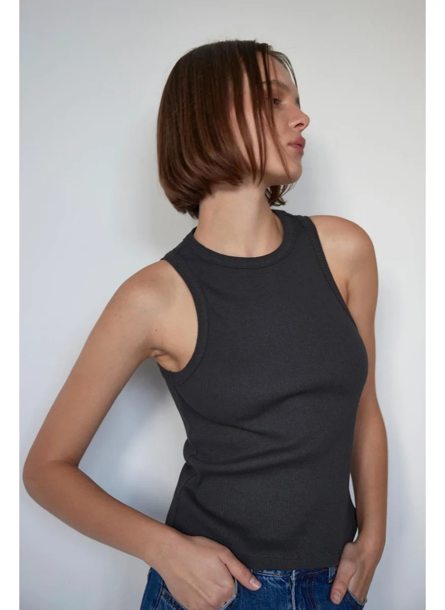 سود كوليكشن Smoked Oli Ribbed Crew Neck Top